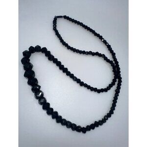 Antique Victorian 1800s black faceted jet glass beads graduated beaded necklace